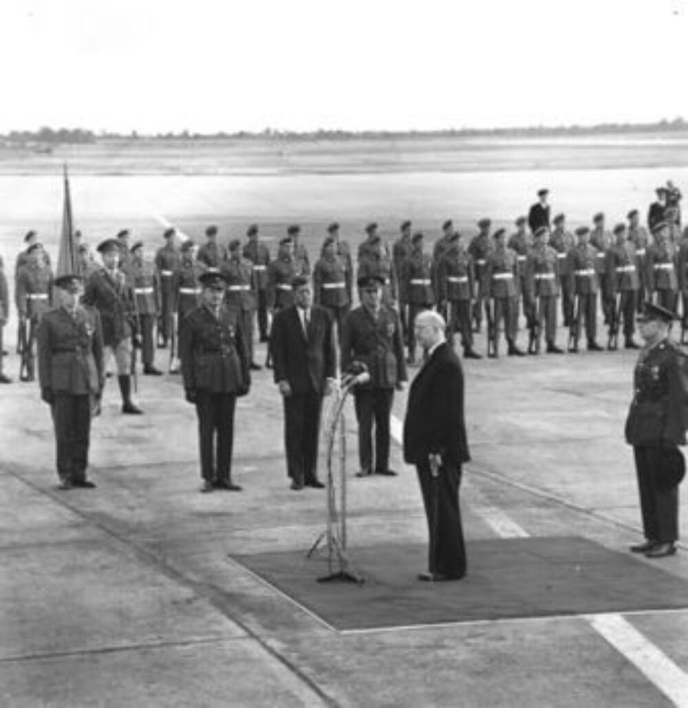An tUachtarán, Eamon DeValera and President John F. Kennedy