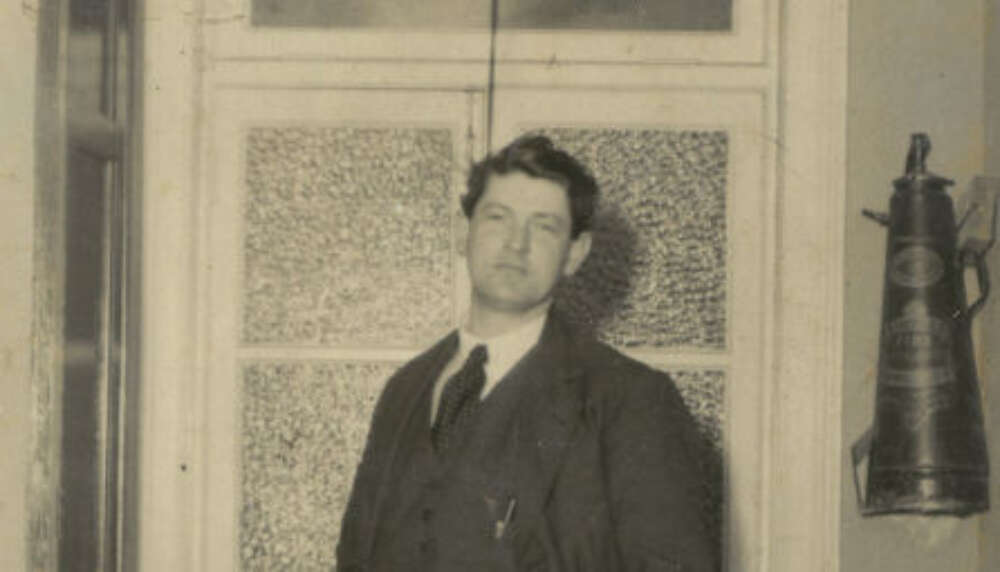 ABOUT THE COLLECTION Collins at Gresham hotel