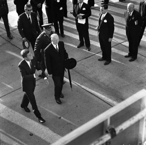An tUachtarán Eamon DeValera and President John F. Kennedy Dublin Airport